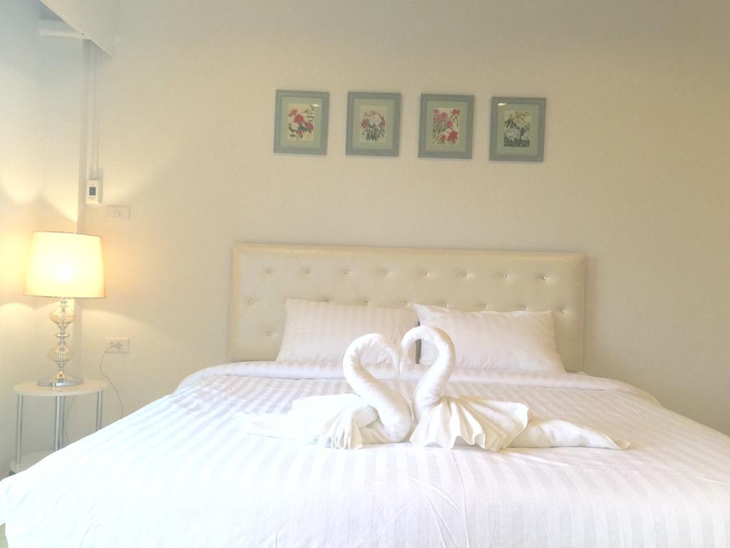 108Beds Hostel Si Racha Bagian luar foto