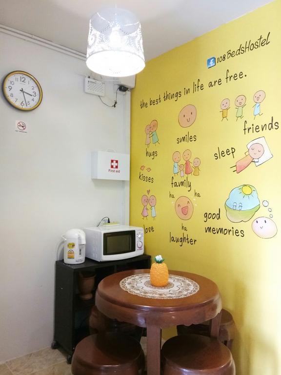 108Beds Hostel Si Racha Bagian luar foto